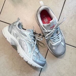 SOLD Puma Milenio Tech Light Gray Silver Sneakers